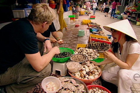 Hiến kế để Việt Nam đón bằng được 15 triệu du khách trong năm 2018 ảnh 1