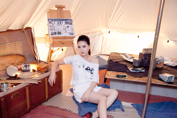 Hoa Hậu Mai Hà Ngân hội ngộ siêu sao Thái Lan Mario Maurer ảnh 8