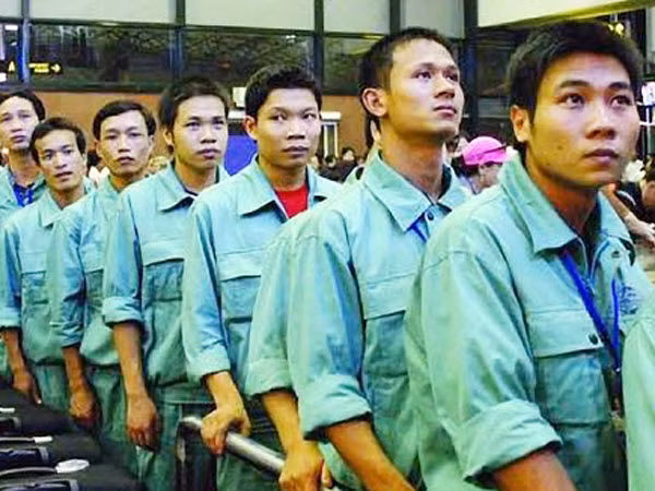 Thận trọng với những bẫy lừa tuyển dụng lao động ảnh 1