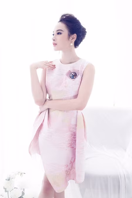Angela Phương Trinh "ghi điểm" với vẻ đẹp ngọt ngào đầy nữ tính ảnh 2