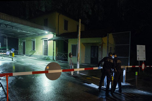 Lo ngại khu vực tự do đi lại ở châu Âu bị lung lay ảnh 1