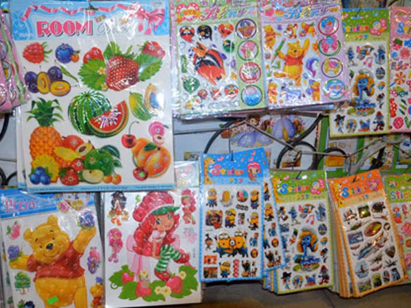 Vẫn tràn lan đồ chơi bắt mắt nhưng hại người ảnh 1