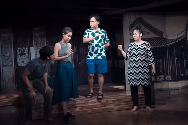 Trịnh Tú Trung và Tim rủ nhau "lấn sân" kịch nói ảnh 2