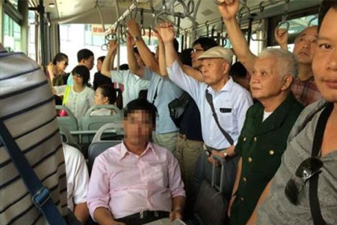 Phát triển quá nhanh, văn hóa ứng xử "chạy theo" không kịp ảnh 1