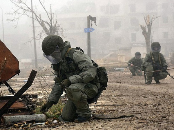 Các chuyên gia Nga khẳng định vũ khí hóa học đã được sử dụng ở Aleppo ảnh 1