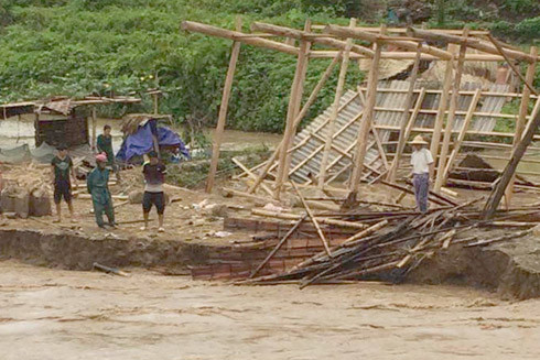 5 người chết và mất tích vì mưa lũ ảnh 1