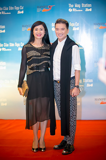 Sao Việt tấp nập chúc mừng Hồng Ánh, Ngọc Thanh Tâm ảnh 14