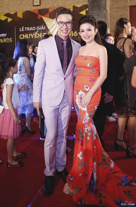 Janny Thủy Trần rạng ngời trên thảm đỏ VTV Awards ảnh 5