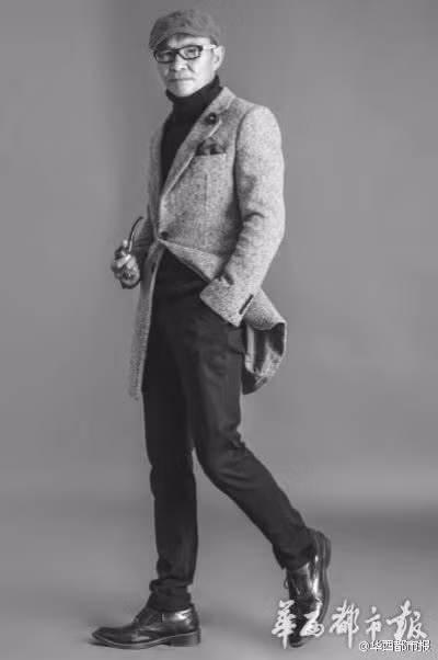 Lão ông 61 tuổi gây sốt trên internet với tài lái xe đua và bụng 6 múi ảnh 3