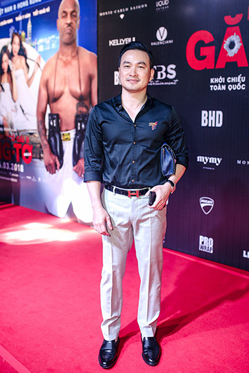 Trương Ngọc Ánh đưa bé Bảo Tiên đến chúc mừng chồng cũ Trần Bảo Sơn ảnh 4 Trương Ngọc Ánh đưa bé Bảo Tiên đến chúc mừng chồng cũ Trần Bảo Sơn ảnh 4