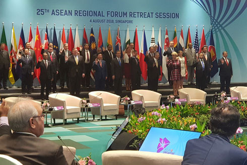 ARF kêu gọi Triều Tiên từ bỏ các vụ thử tên lửa và hạt nhân ảnh 1