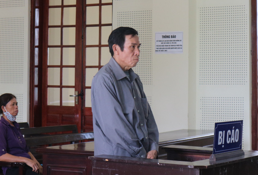 Con trai ngáo đá dọa giết cả nhà bị bố lỡ tay đánh chết ảnh 1