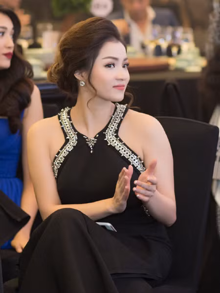 Thuỷ "Top" tái xuất khoe đường cong cực gợi cảm ảnh 5