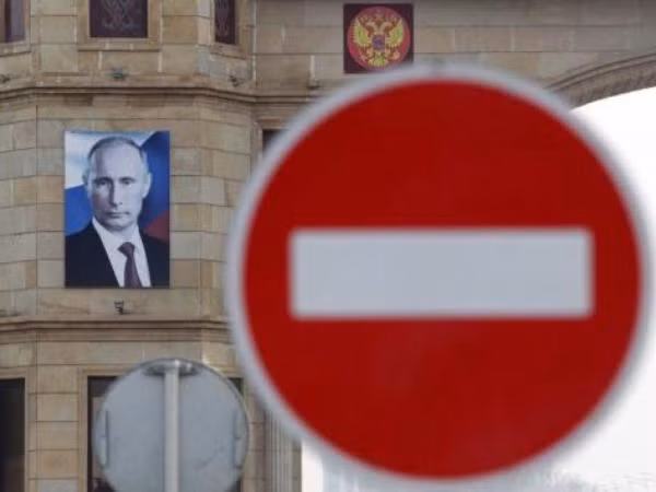 Các lãnh đạo EU đồng ý gia hạn lệnh trừng phạt chống Nga thêm 6 tháng ảnh 1