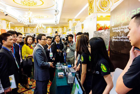 Sản xuất phần mềm miễn phí vì lợi ích cộng đồng ảnh 1