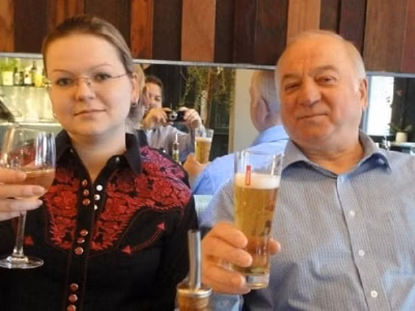 Nga: Anh tiếp tục tiêu hủy các bằng chứng vụ điệp viên Skripal ảnh 1