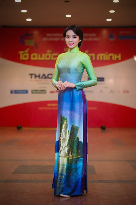 Hoa hậu Kỳ Duyên hội ngộ Á hậu Huyền My, Hoàng Anh ảnh 1