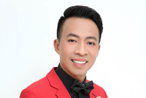 Nghệ sĩ Ưu tú Việt Hoàn: "Chạy" show không phải vì tiền mà được làm việc và sống với đam mê ảnh 3