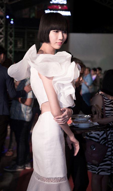 Á quân Cao Ngân nổi bật dự ra mắt phim “Hợp đồng bắt ma” ảnh 3