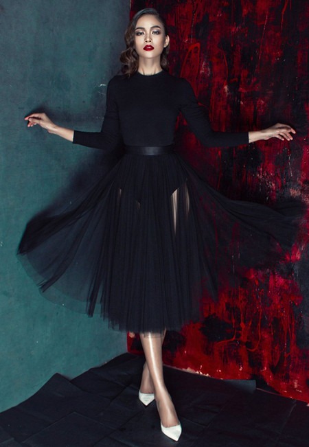 Mâu Thủy khoe nhan sắc lộng lẫy cực quyến rũ ảnh 3