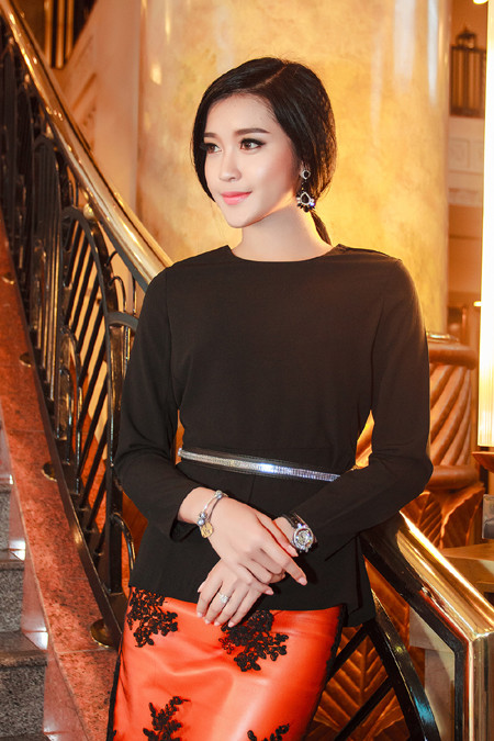 Á hậu Huyền My được mẹ “tháp tùng” đi sự kiện ảnh 6