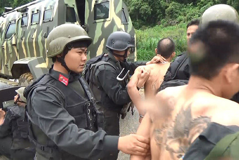 Càng cam go khốc liệt, càng dấn thân vì sự bình yên của nhân dân ảnh 1