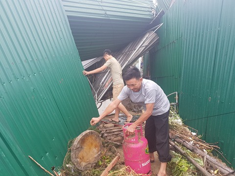 Ảnh hưởng của bão Doksuri, Nghệ An có 1 người chết, 1 người bị thương ảnh 7 Ảnh hưởng của bão Doksuri, Nghệ An có 1 người chết, 1 người bị thương ảnh 7