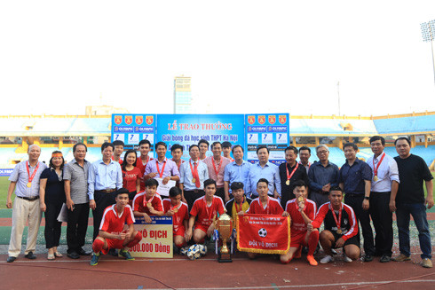 THPT Trần Quốc Tuấn đăng quang 3 lần trên sân Hàng Đẫy ảnh 2