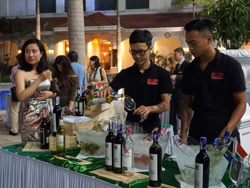 Nếm thử rượu vang hảo hạng từ đất nước Nam Phi ảnh 4