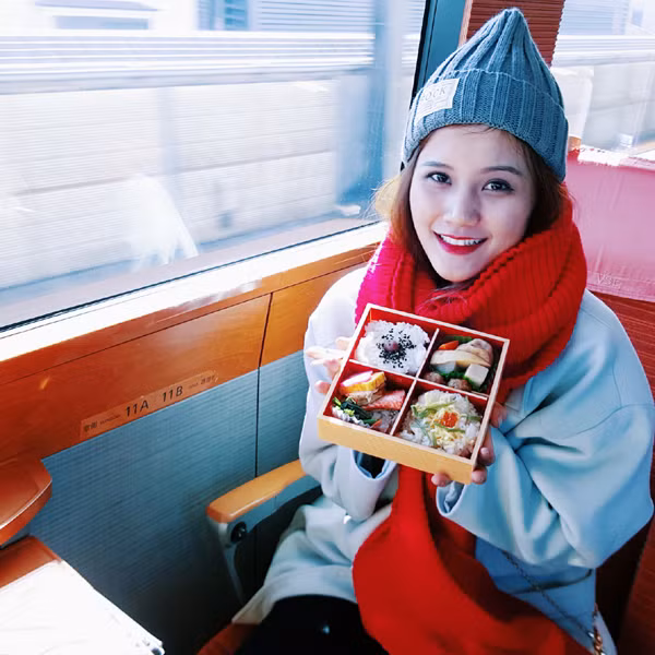 Quán quân Hương Ly lần đầu "mang chuông đi đánh xứ người" ảnh 7