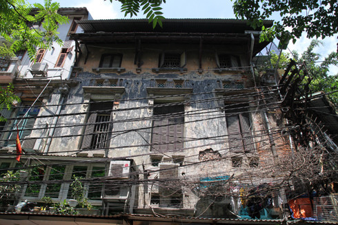 Níu giữ "chứng nhân lịch sử" trong biệt thự cổ Hà Nội (bài 3): Biệt thự cũ có "bó tay"… cải tạo? ảnh 3