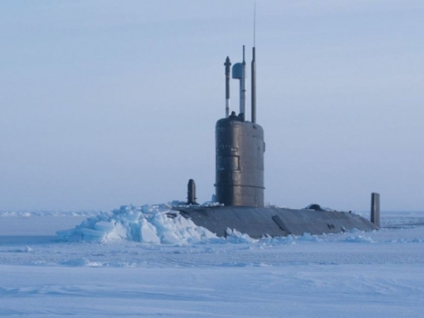 Tàu ngầm Mỹ mắc kẹt trong băng tuyết gần căn cứ của Hải quân Nga ảnh 1 Tàu ngầm Mỹ mắc kẹt trong băng tuyết gần căn cứ của Hải quân Nga ảnh 1