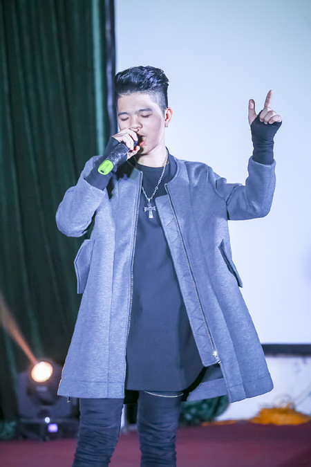 Hoa hậu Ngọc Anh đấu giá được gần 100 triệu tặng người nghèo ảnh 7