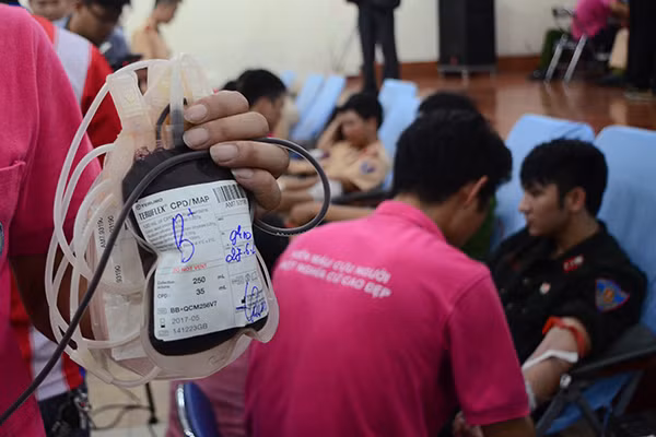 Tuổi trẻ Công an Thủ đô hiến máu vì cộng đồng: Một giọt máu cho đi... ảnh 11