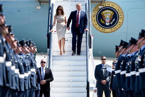 Hơn 10.000 cảnh sát bảo vệ Tổng thống Donald Trump trong chuyến thăm Anh ảnh 1
