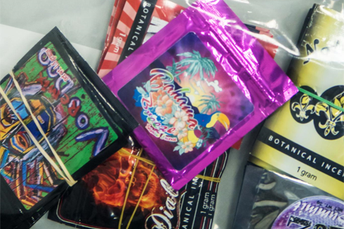 Nhức nhối nạn tù nhân chết vì các chất gây nghiện mới ảnh 1 Nhức nhối nạn tù nhân chết vì các chất gây nghiện mới ảnh 1