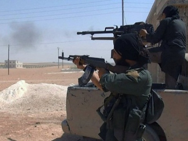 Gần 50 binh sĩ Syria thiệt mạng chỉ trong 72 giờ qua ảnh 1