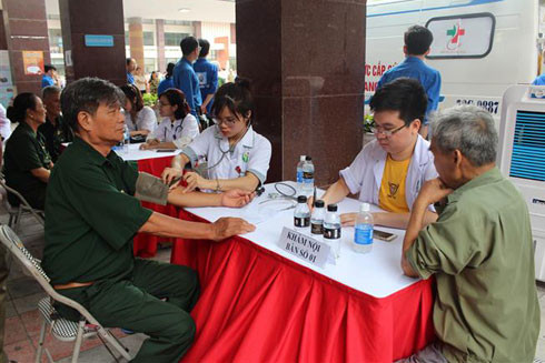 Tuổi trẻ Thủ đô nguyện tiếp lửa truyền thống các thế hệ cha anh, xây dựng Thủ đô ngày càng giàu đẹp, văn minh ảnh 1