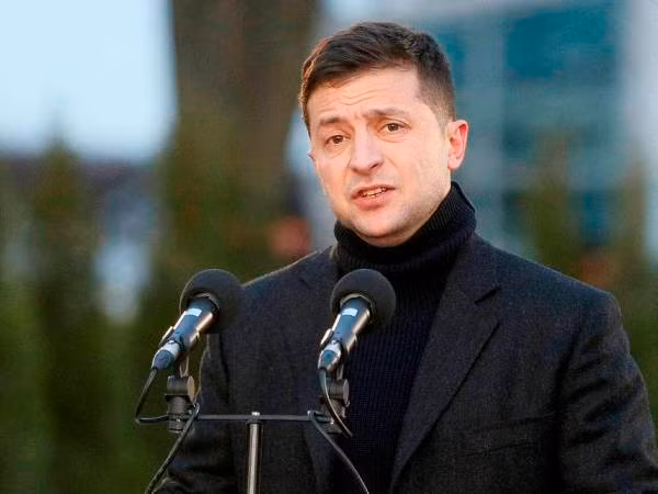 Ông Zelensky: "Trong chính trị, không có ai là đáng tin" ảnh 1