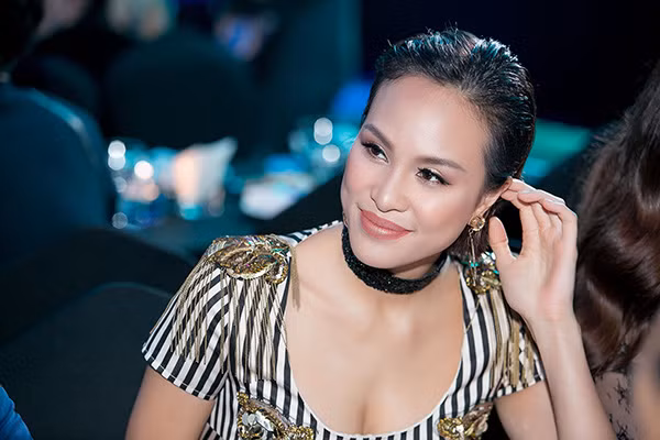 Phương Mai thân thiết với "người tình" Petey Majik Nguyễn ảnh 9