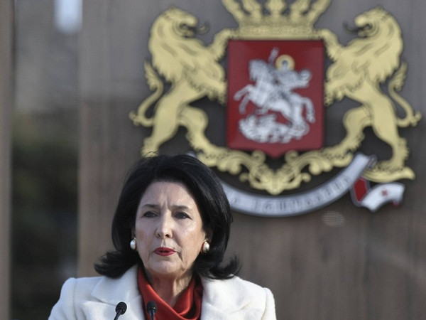 Phe đối lập Georgia đe dọa luận tội tổng thống do từ chối cho Mỹ thiết lập căn cứ quân sự ảnh 1