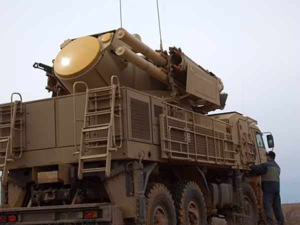 Serbia mua 6 hệ thống tên lửa Pantsir-S1 từ Nga ảnh 1 Serbia mua 6 hệ thống tên lửa Pantsir-S1 từ Nga ảnh 1