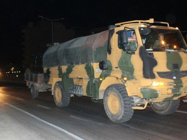 Thổ Nhĩ Kỳ tiến vào Idlib với lượng vũ khí lớn, sẵn sàng bắn hạ chiến đấu cơ Syria ảnh 1 Thổ Nhĩ Kỳ tiến vào Idlib với lượng vũ khí lớn, sẵn sàng bắn hạ chiến đấu cơ Syria ảnh 1