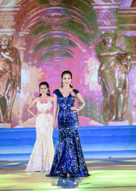 Nhan sắc rạng ngời của Người đẹp Áo dài Hoa hậu Biển Việt Nam 2016 ảnh 7 Nhan sắc rạng ngời của Người đẹp Áo dài Hoa hậu Biển Việt Nam 2016 ảnh 7