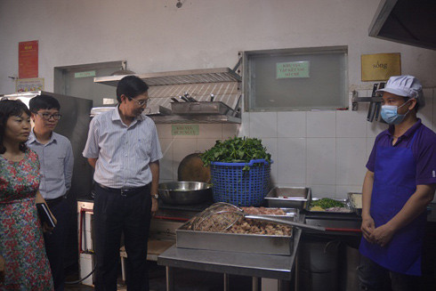 Ám ảnh ngộ độc thực phẩm từ suất cơm công nghiệp giá rẻ ảnh 2