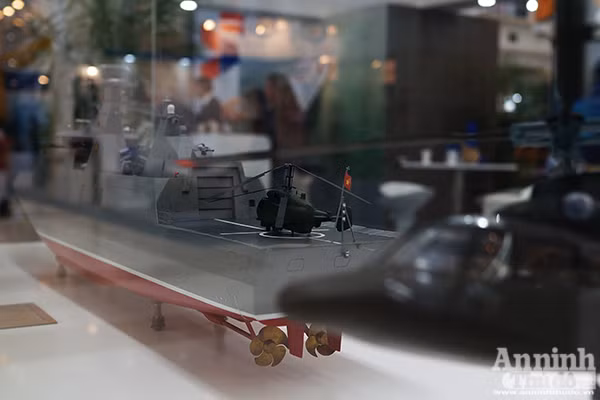 Cận cảnh tàu tên lửa hộ vệ Sigma hiện đại sắp được trang bị cho Hải quân Việt Nam ảnh 2