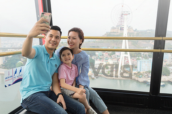 Tin được không? Vé cáp treo Nữ Hoàng tại Hạ Long chỉ còn 175.000 đồng ảnh 1