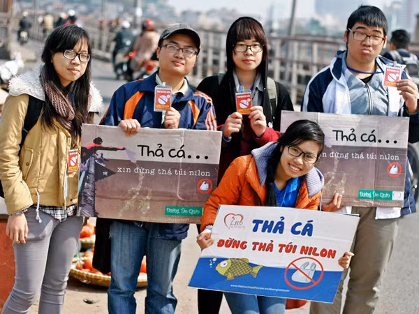 Trao "ngựa" cho Táo quân một cách văn minh ảnh 1