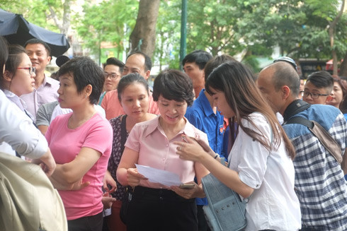 Kỳ thi tuyển sinh vào lớp 10 ở Hà Nội: Lựa chọn thông minh trước giờ G ảnh 1