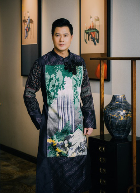 Hé lộ bộ sưu tập áo dài của NTK Vũ Việt Hà lấy cảm hứng từ người H’Mong Đen ảnh 2